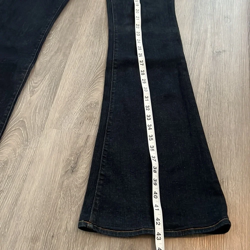 J Brand jeans. Size 28 - Picture 7 of 10